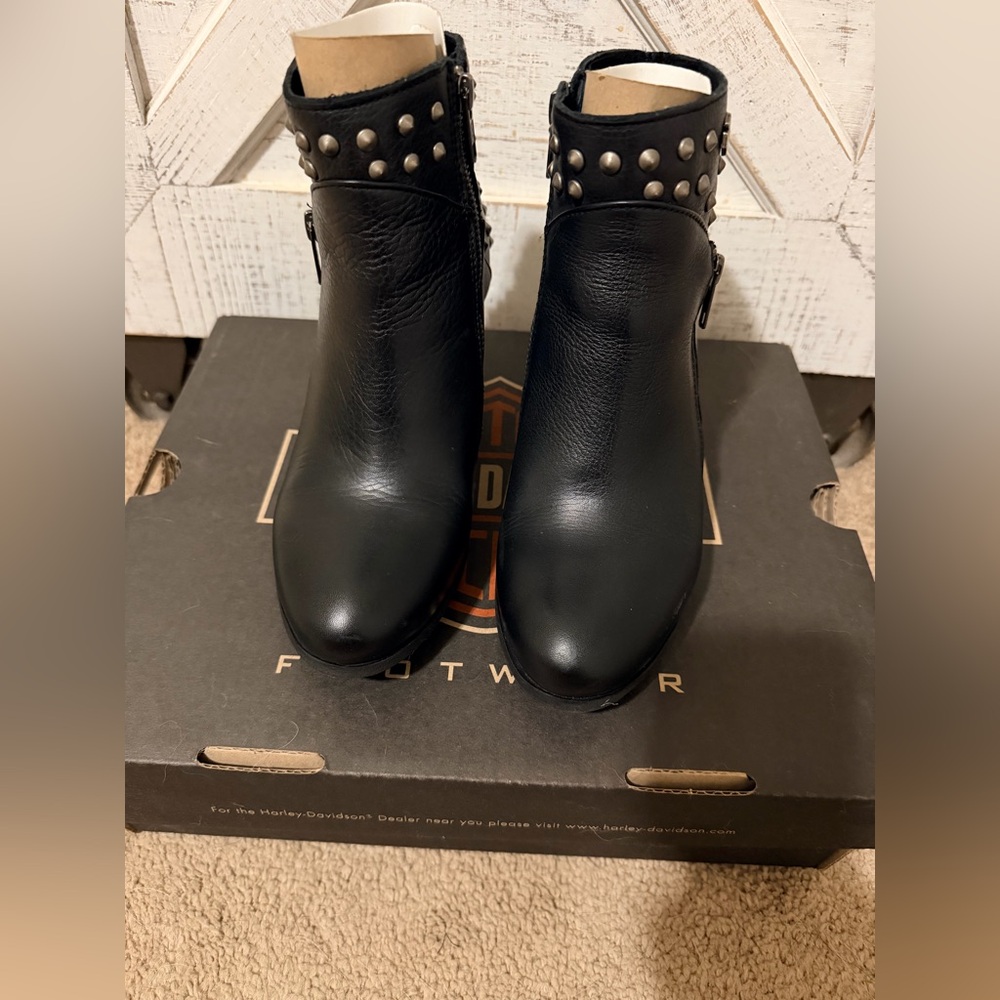 Harley-Davidson Women's Wexford Black Booties - Picture 6 of 10